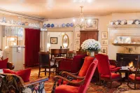 The Red Lion Inn Hotels in Stockbridge