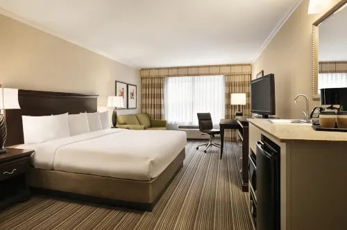 Country Inn & Suites by Radisson,  Atlanta Airport North, GA