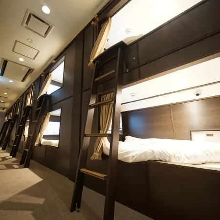 WELLCABIN TENJIN Отели рядом с Аэропорт Фукуока