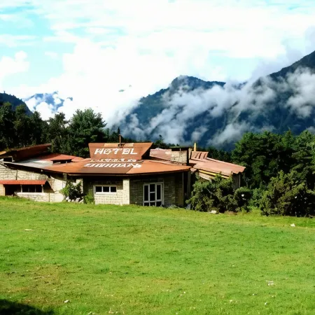Lukla Airport Resort Lukla Отели в г. Лукла