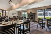 Dannys Hotel Suites, SureStay Collection by Best Western