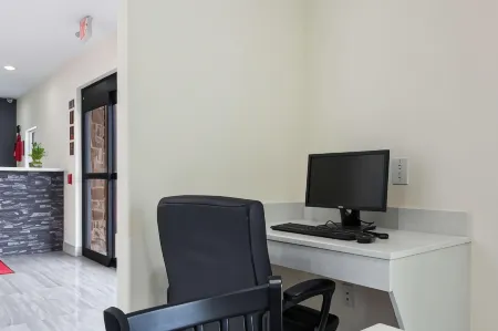 Regency Inn & Suites Humble FM1960 - IAH Airport