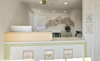 Gateway Lodge