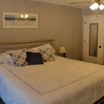 Hidden Treasure Hideaway