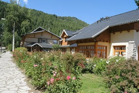 Complejo Aspen Отели в г. Лакар