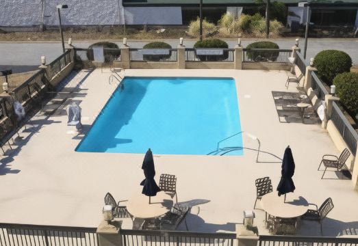 햄프턴 인 섬터