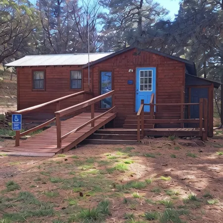 Holly's Hideaway, Cabin in the Woods