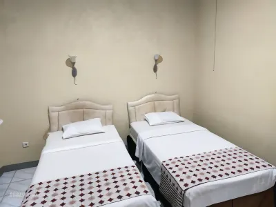 Hotel Puri Laras Hotels in Kebumen Subdistrict