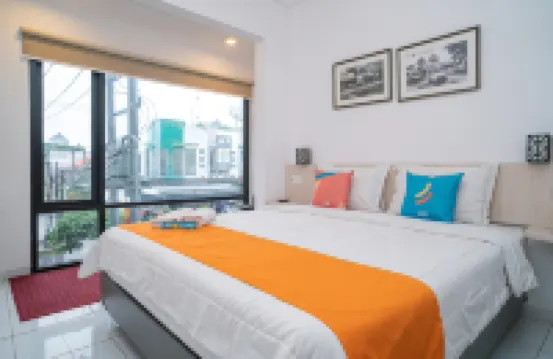 Sans Hotel Fiffa Premiere Malang