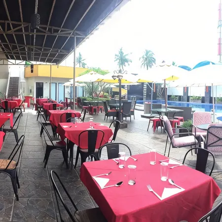 Grand Sari Hotel