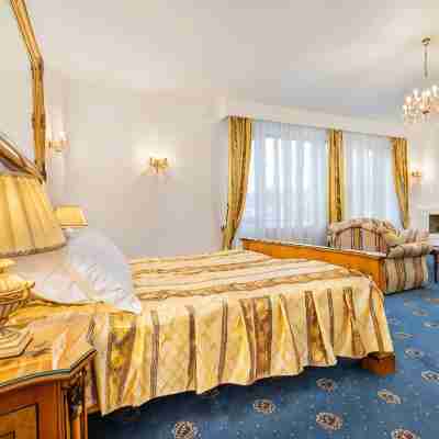 羅馬尼亞奧勒留伊姆帕拉圖酒店 Rooms