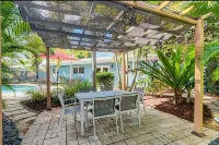 Near Beaches and Wilton Drive