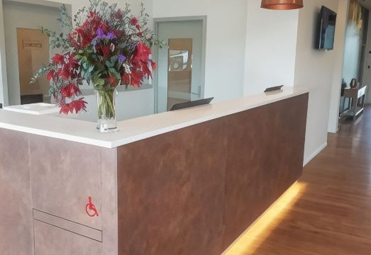 윈덤 가든 퀸스타운의 깔끔한 내부 주방 시설