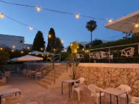 Hostal Oasis Dor のホテル