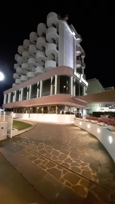 Hotel Flamingo - Rooftop Pools