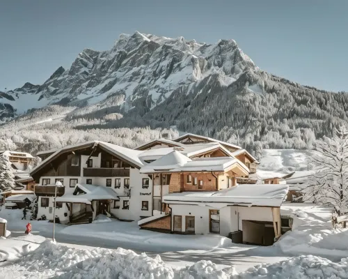 Hotel Tirolerhof Hotels in Ehrwald