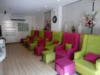 Time Travellers Hotel Hotels near Ermita