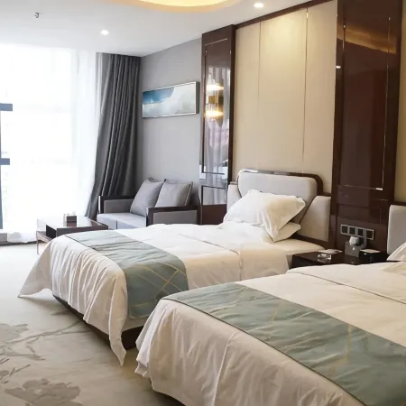 Moshang Yaju Hotel (Yiliang People's Square Branch)