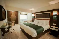 Avari Lahore Hotel