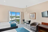 Aristotles North Shore - Jacuzzi