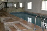 Hotel Ruiz Milán - Pools