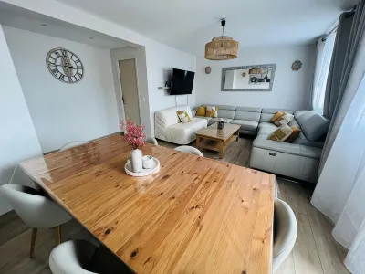 Paris - Comfortable apartment near the Canal de l'Ourcq Hotels in La Villette
