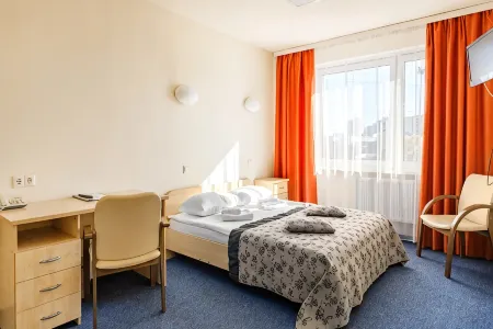 East Time Hotel