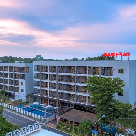 Maikhao Hotel Отели рядом с достопримечательностью «Пляж Сай-Кео»