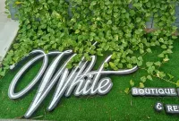White Boutique Hotel and Residences Hotele w: 