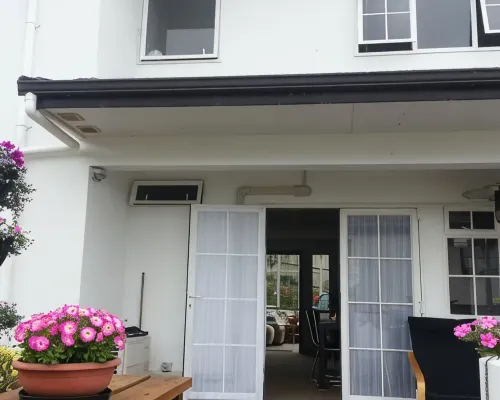 奧克蘭拉什與可歐住宿加早餐旅館 鄰近怀塔克雷的酒店