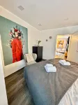 Stylish granny apartment with box-spring bed - 무료 와이파이