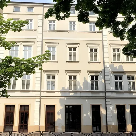 Queen Boutique Hotel