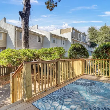 Mt Pleasant Townhouse with a Deck