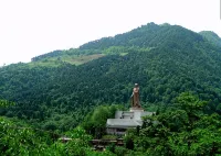 Louqiang Holiday Hotel - parking