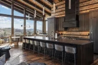 Telluride Ridge / Hot Tub, Fire Pit & Mountain Views - Wifi