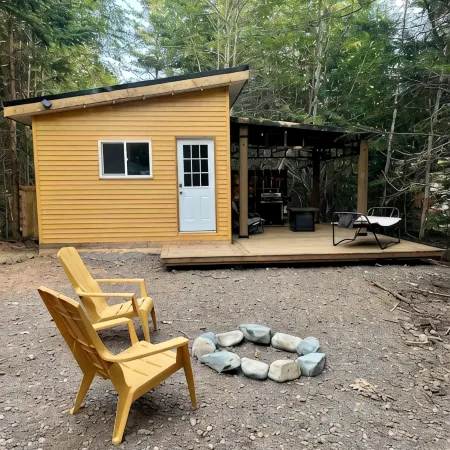 Rooted Oak Nature Retreat