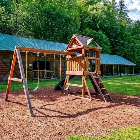 Kelly's Escape Cabin