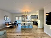 3-bedroom house in charming Dennis minutes to Corporation Beach. Relax & unwind. - 4 tähden