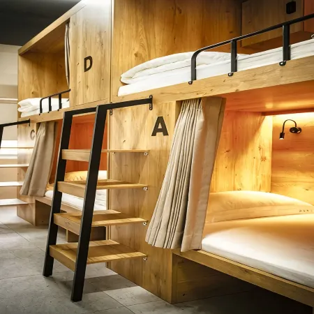GUSTI Backpackers Hostel Singapore Отели рядом с достопримечательностью «Станция метро HarbourFront»