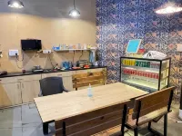 Nap Manor Hostels Hotels near Bandra Train Station