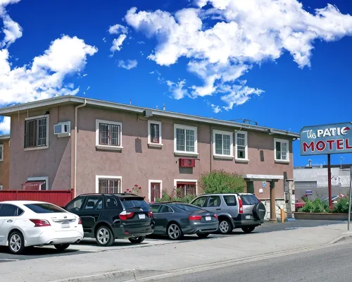 The Patio Motel - Los Angeles, LAX Hotels in Gardena