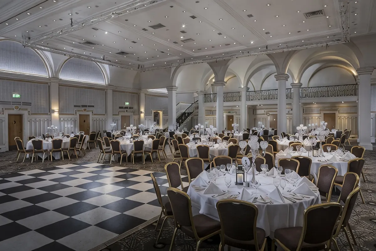 The Queens Hotel