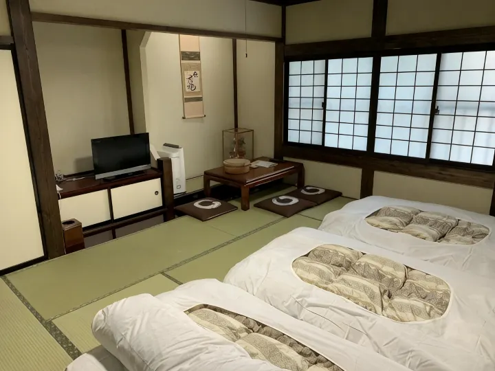 旅館むら山