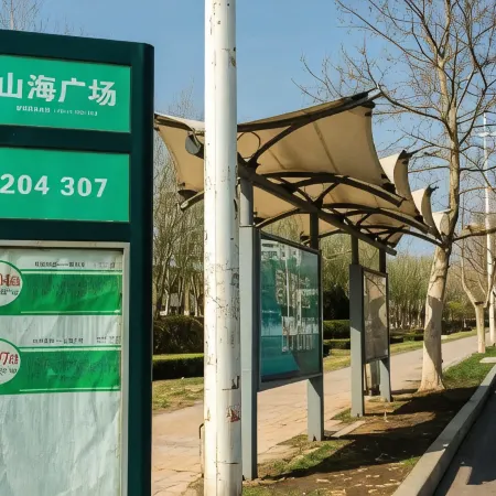 Yingkou Yipinge Seaview Apartment (Bayuquan Shanhai Square)