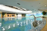 Luxemon Xinjiang Hongfu Hotel (Hotan 2nd Street People's Park) - Pools