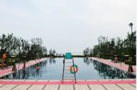 Puli Seaview Holiday Hotel (Zhujiajian Lvcheng Dongsha) - Uima-altaat