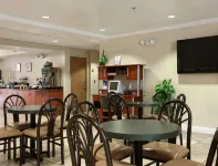 Microtel Inn & Suites by Wyndham Ocala - sarapan