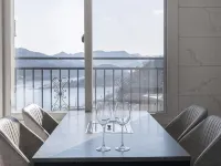 Gaypeng Poolvilla Lisum Five Penison Hotels near Nami Island