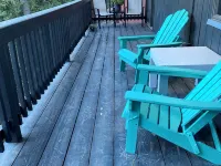 Serene Treetop Getaway- Cozy & Modern Tri-Level Mountain Cabin 크레스틀린 호텔