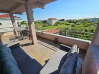 500 m to the beach with a unique view and large terrace - Huoneistot